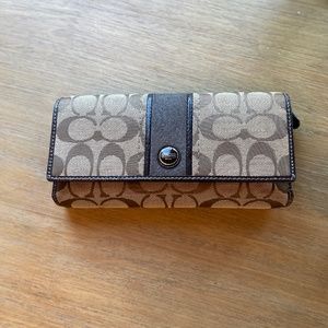 Coach Women Wallet Large